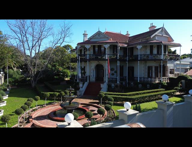 5 BEDROOM HOUSE FOR SALE IN MALMESBURY RURAL
